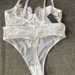 Babaton white lace body suit